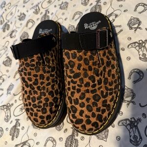 Dr. Martens Leopard Print Mules sz 7
